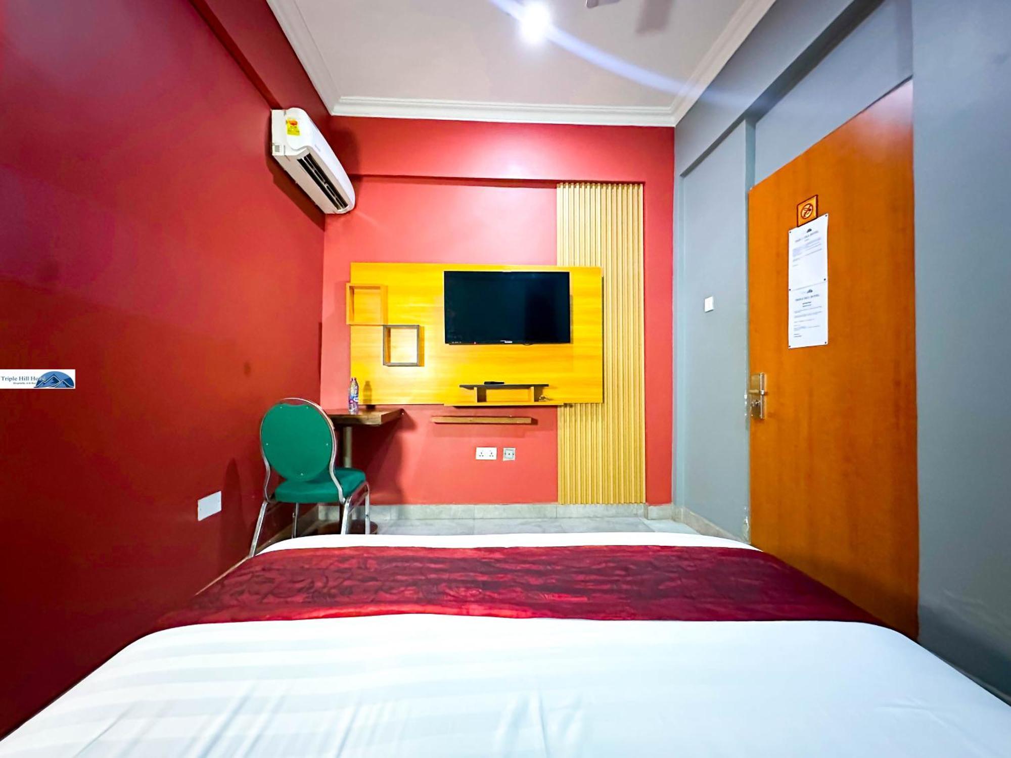 Triple Hill Hotel Weija Exterior foto
